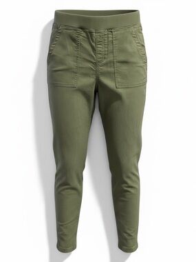 No Boundaries stretchyGreen Skinny Pants Elastic waistband. Patch front pockets
